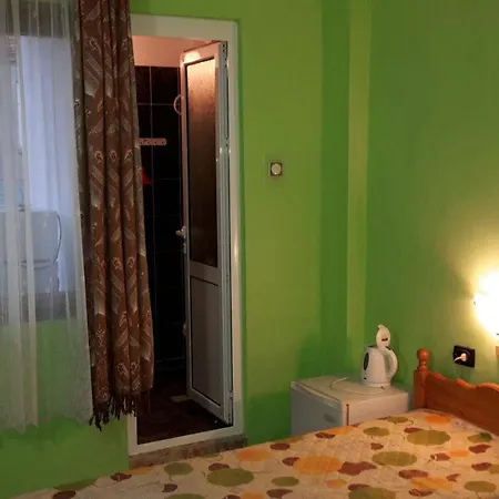 بيت ضيافة Dom Lidiya بوموري