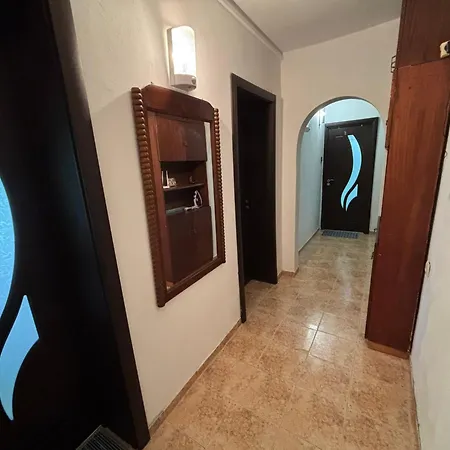Dom Lidiya بيت ضيافة بوموري