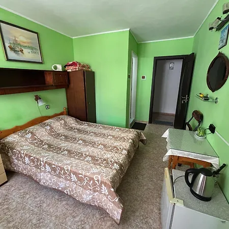 Dom Lidiya Pensión 4*